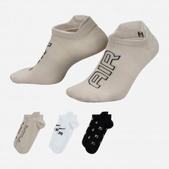 Шкарпетки Nike Ed Pls Ltwt Ns 3Pk 144 (DR9843-902), 42-46, WHS, 30% - 40%, 1-2 дні