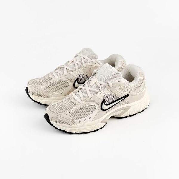 Кроссовки женские Nike W V5 Rnr (II6294-100), 38, OFC, 20% - 30%, 1-2 дня