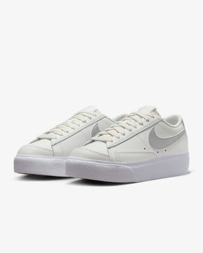 Кеди жіночі Nike Blazer Low Platform (DQ7571-101), 38, WHS, 40% - 50%, 1-2 дні