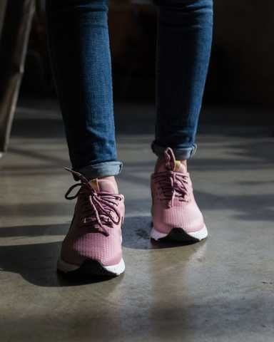 Кросівки жіночі Nike W Revolution 5 Ext (CZ8590-600) у Києві та Україні з  доставкой | SPORTKINGDOM