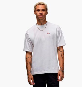Футболка чоловіча Jordan Brand Sneaker Patch (HJ2326-100), L, OFC, < 10%, 1-2 дні