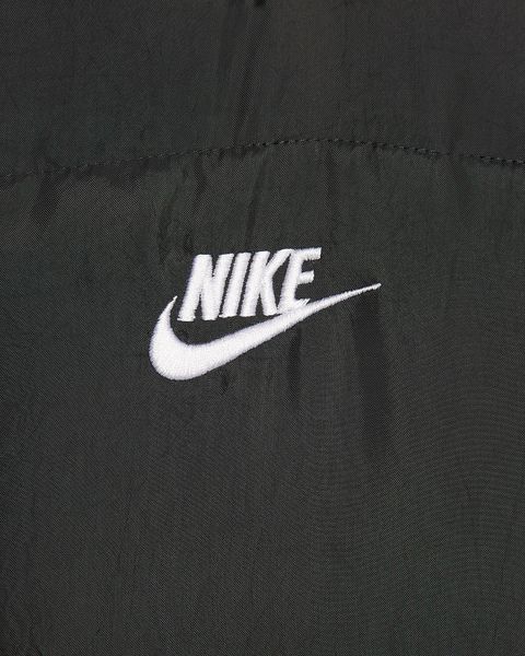 Жилетка Nike Sportswear Classic Puffer Therma-Fit Loose Gilet (FB7679-010), L, WHS, 40% - 50%, 1-2 дня