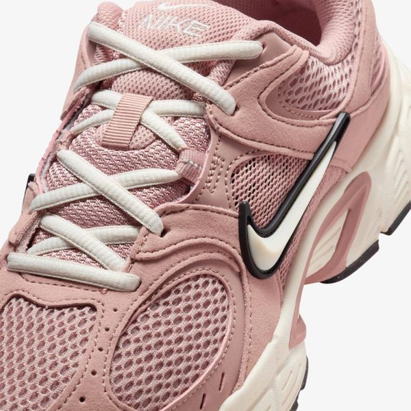 Кроссовки женские Nike W V5 Rnr (II6294-600), 38, WHS, 20% - 30%, 1-2 дня