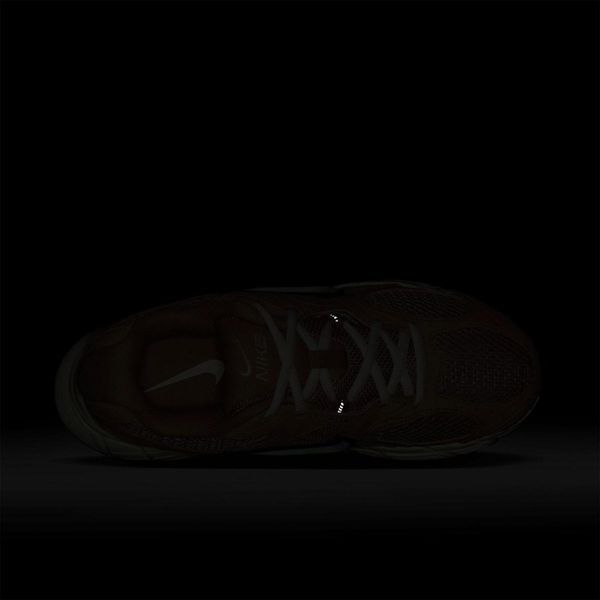 Кроссовки женские Nike W V5 Rnr (II6294-600), 38, WHS, 20% - 30%, 1-2 дня