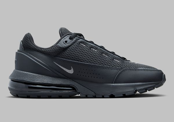 Кроссовки мужские Nike Air Max Pulse Surfaces In A “Black/Anthracite” Colorway (DR0453-003), 41, WHS, 1-2 дня