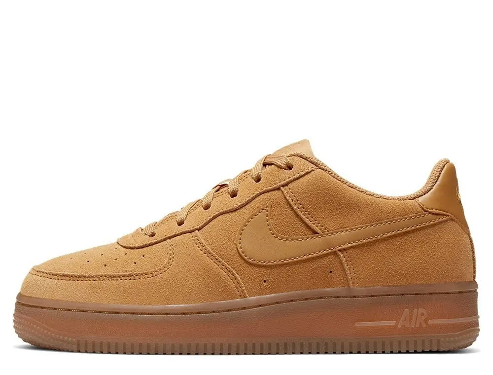 

Кросівки унісекс Nike Air Force 1 Lv8 (BQ5485-700)