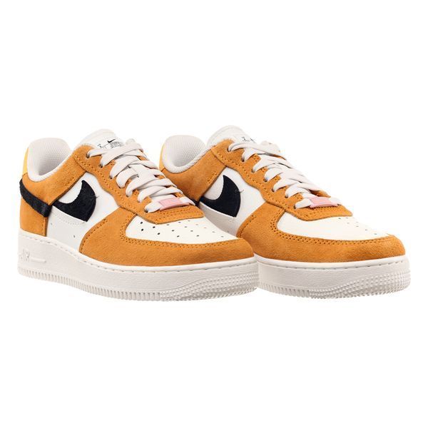 Кросівки жіночі Nike Air Force 1 Lxx (DQ0858-100), 40, OFC, > 50%, 1-2 дні