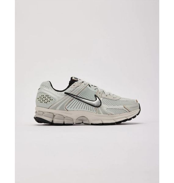 Кросівки жіночі Nike Zoom Vomero 5 (FN6742-001), 40, OFC, 10% - 20%, 1-2 дні
