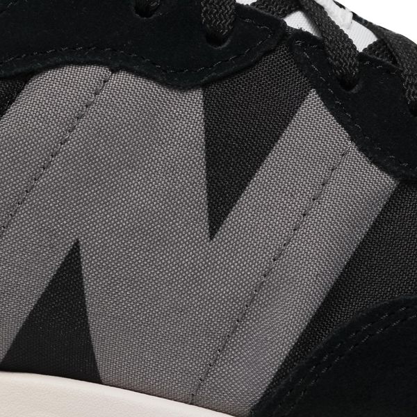 Кросівки чоловічі New Balance 327 Black (MS327STC), 44, WHS