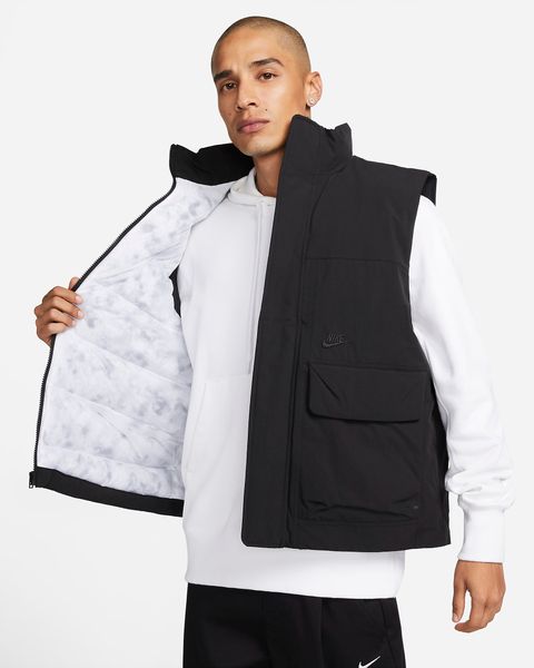 Жилетка Nike Sportswear Therma-Fit Tech Pack Insulated Gilet (DQ4304-010), L, WHS, 10% - 20%, 1-2 дні