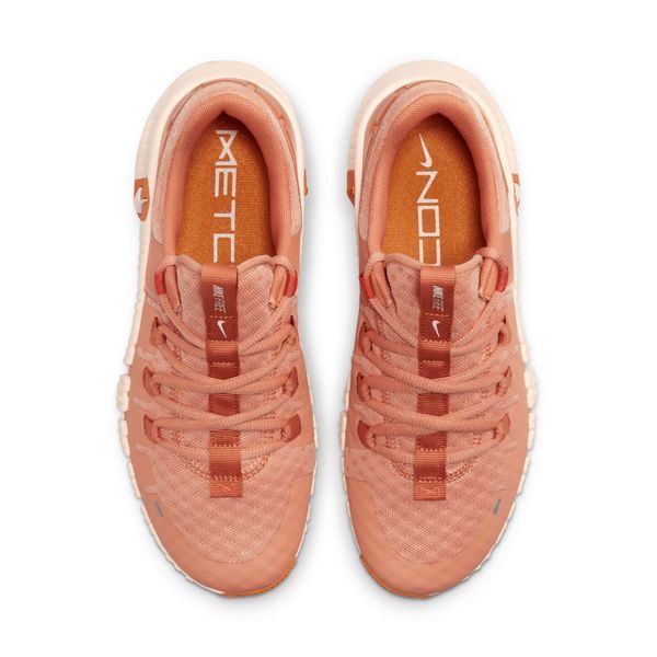 Кросівки жіночі Nike Free Metcon 5 'Amber Brown Campfire Orange (DV3950-200), 37.5, OFC, 1-2 дні