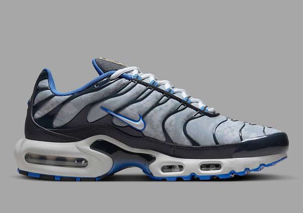 Кроссовки мужские Nike Air Max Plus Se (DQ3981-001), 40.5, WHS, 1-2 дня