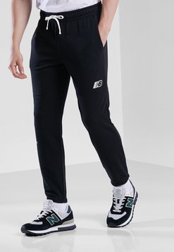 Брюки мужские New Balance Essentials Fleece (MP23504BK), S, WHS, 10% - 20%, 1-2 дня