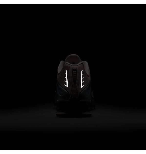 Кросівки жіночі Nike Shox R4 (AR3565-600), 38, OFC, < 10%, 1-2 дні
