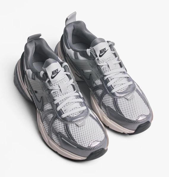 Кросівки для бігу жіночі Nike V2k Run (FD0736-003), 38, WHS, 30% - 40%, 1-2 дні