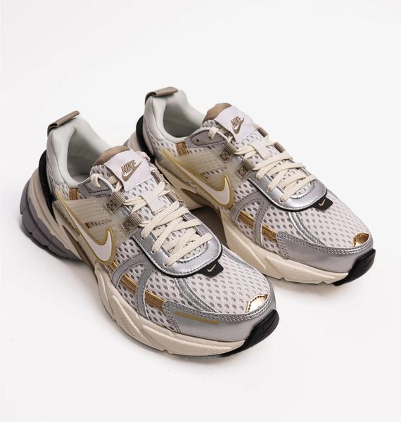 Кроссовки женские Nike V2k Run (HJ7245-100), 38, OFC, 10% - 20%, 1-2 дня