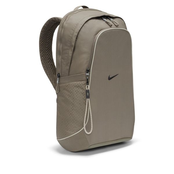 Nike Sportswear Essentials (DJ9789-004), 20L, WHS, 10% - 20%, 1-2 дня