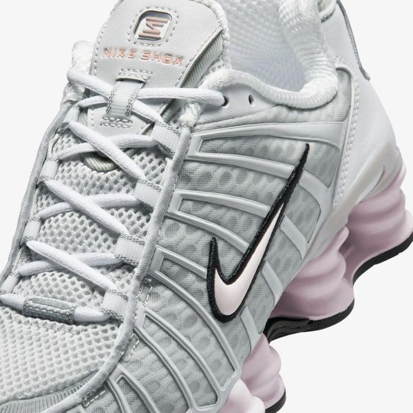 Кросівки жіночі Nike W Shox Tl (IU7553-054), 37.5, OFC, 1-2 дні