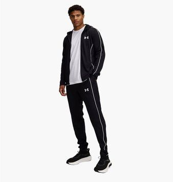 Спортивний костюм чоловічий Under Armour Emea Tracksuit Novelty (1390152-001), SM, OFC, > 50%, 1-2 дні