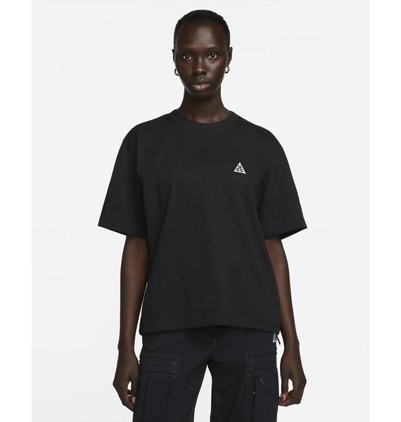 Футболка женская Nike Short-Sleeve T-Shirt (DJ3646-011), M, OFC, < 10%, 1-2 дня