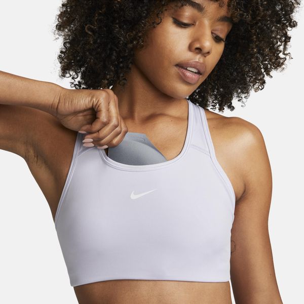 Спортивний топ жіночий Nike Swooshwomen's Medium-Support 1-Piece Pad Sports Bra (BV3636-536), L, WHS, 30% - 40%, 1-2 дні