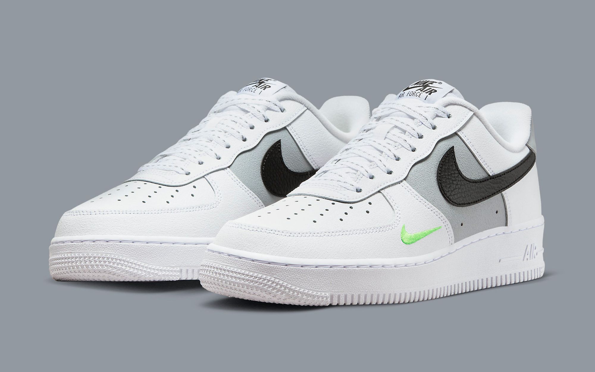 

Кросівки чоловічі Nike Air Force 1 07 (FQ2204-100)