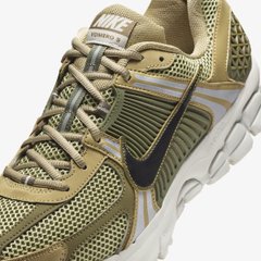 Кросівки чоловічі Nike Zoom Vomero 5 (FJ1915-200), 45.5, WHS, 10% - 20%, 1-2 дні
