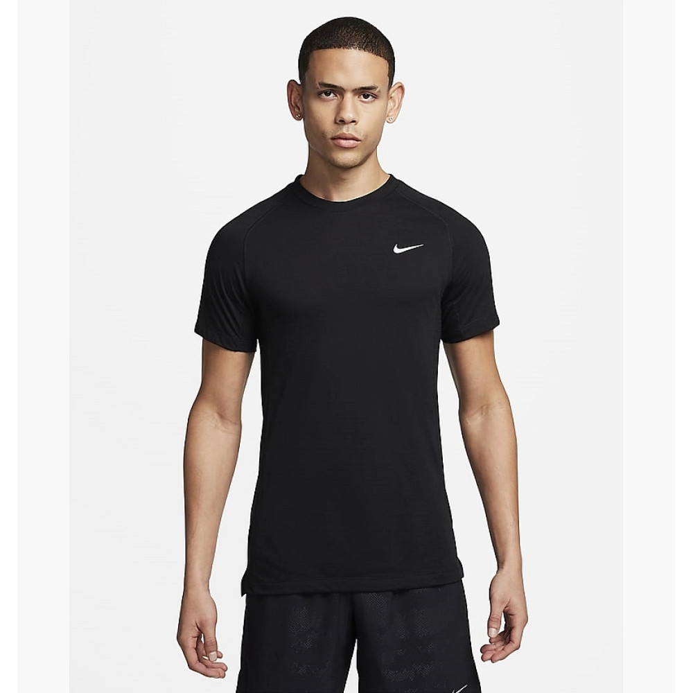 

Футболка чоловіча Nike Dri-Fit Flex Rep (FN2979-010)