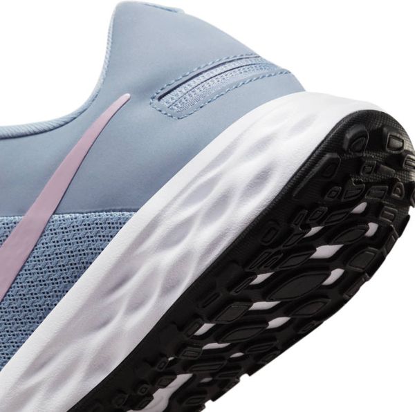Кросівки жіночі Nike Revolution 6 Flyease Nn (DC8997-400), 38, WHS, 10% - 20%