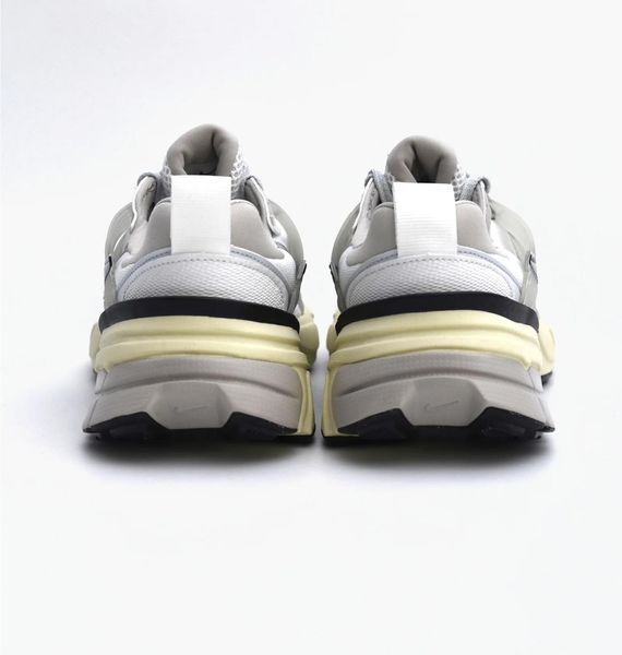 Кросівки жіночі Nike Wmns V2k Run (FD0736-100), 36.5, OFC, 30% - 40%, 1-2 дні