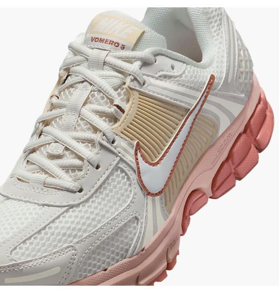Кроссовки женские Nike Wmns Zoom Vomero 5 (FJ2028-002), 36.5, OFC, < 10%, 1-2 дня