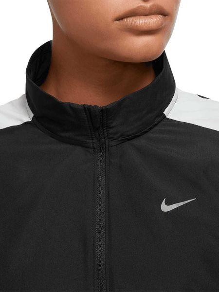 Куртка жіноча Nike Swsh Run Jkt (DX1037-010), L, WHS, > 50%, 1-2 дні