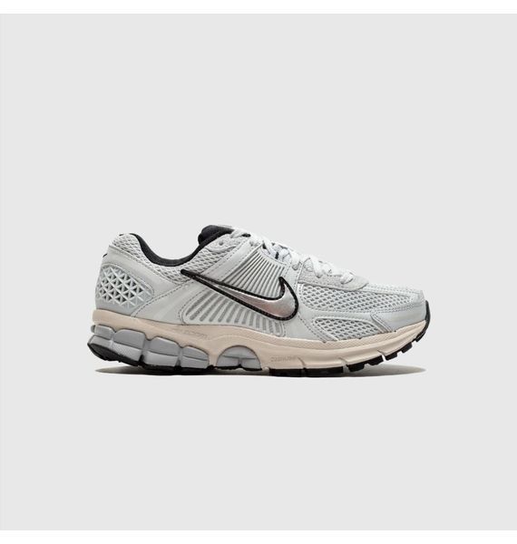 Кроссовки женские Nike Wmns Zoom Vomero 5 White (FN6742-002), 40.5, OFC, 20% - 30%, 1-2 дня