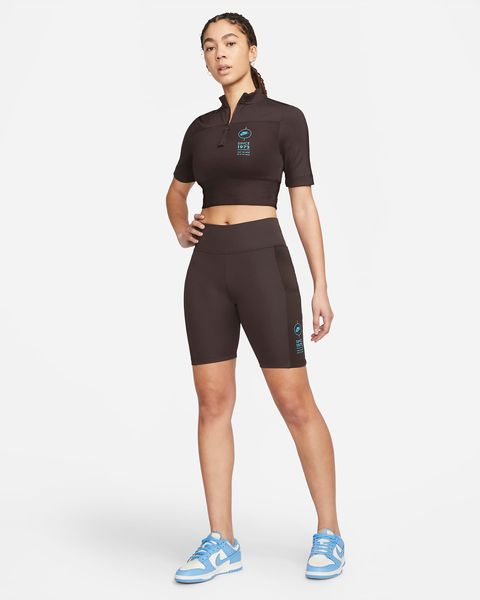 Спортивный топ женской Nike Sportswear Women's Ribbed Short-Sleeve Top (FJ5253-220), L, WHS, 30% - 40%, 1-2 дня