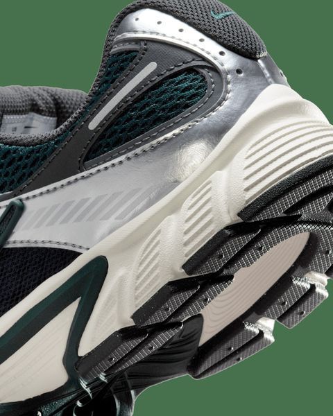 Кросівки жіночі Nike V5 Rnr (HQ7901-300), 37.5, OFC, 30% - 40%, 1-2 дні