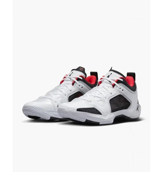 Кроссовки мужские Nike Air Jordan 37 Low Sneakers (DQ4122-100), 45.5, OFC, < 10%, 1-2 дня