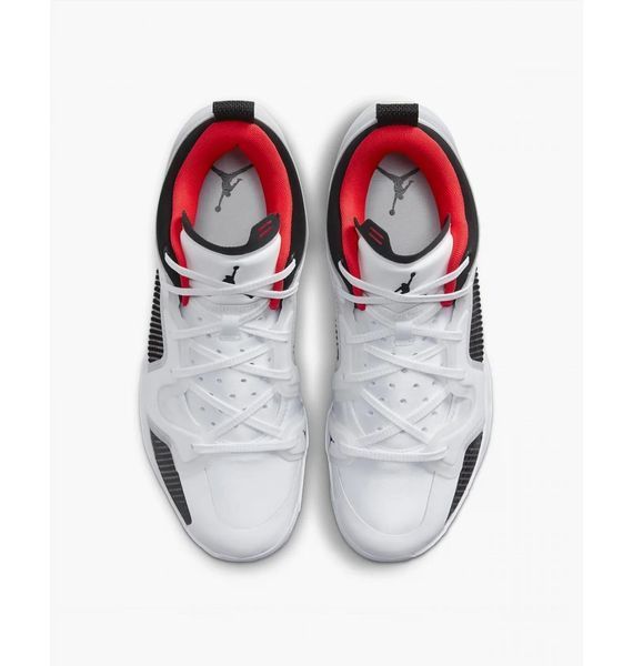 Кроссовки мужские Nike Air Jordan 37 Low Sneakers (DQ4122-100), 45.5, OFC, < 10%, 1-2 дня