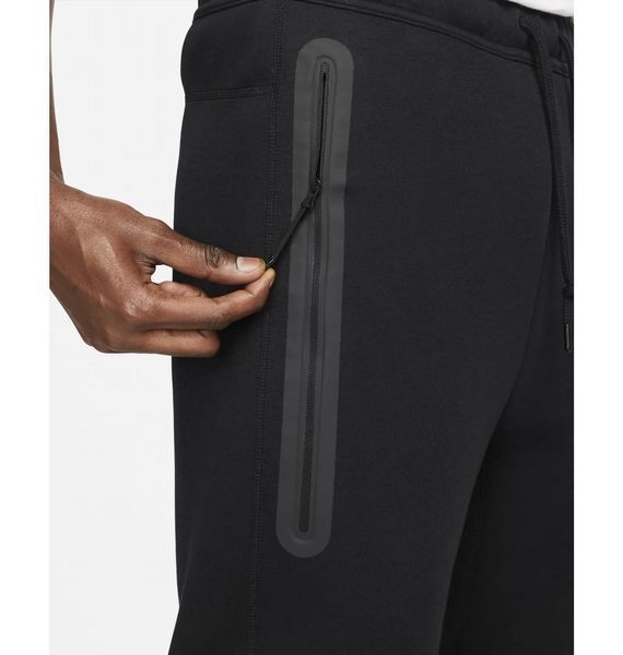 Брюки чоловічі Nike M Nk Tch Flc Jggr (FB8002-010), S, OFC, > 50%, 1-2 дні