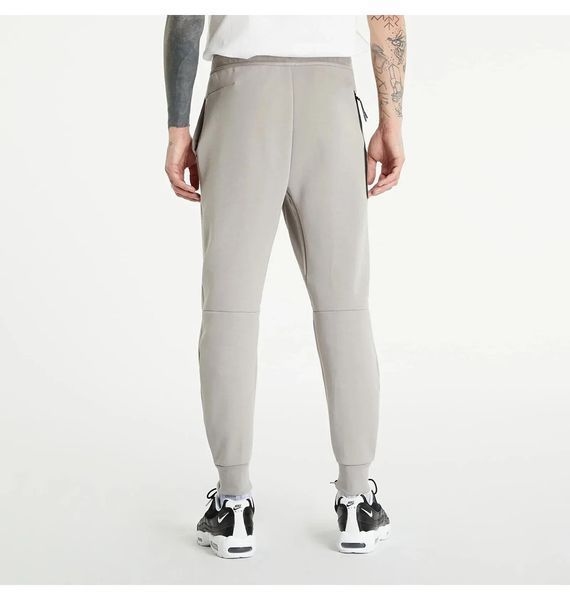 Брюки чоловічі Nike Sportswear Tech Fleece Joggers (DV0538-016), S, OFC, 40% - 50%, 1-2 дні