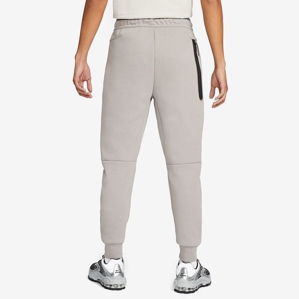 Брюки чоловічі Nike Sportswear Tech Fleece Joggers (DV0538-016), S, OFC, 40% - 50%, 1-2 дні
