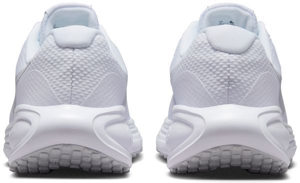 Кросівки жіночі Nike W Revolution 8 (HJ8485-101), 38.5, OFC, 20% - 30%, 1-2 дні