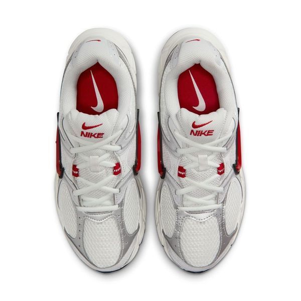 Кросівки жіночі Nike W V5 Rnr (HQ7901-108), 40, WHS, 10% - 20%, 1-2 дні