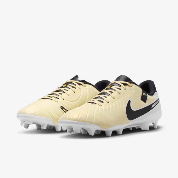 Бутси чоловічі Nike Legend 10 Ac.Fg/M (DV4337-700), 40, WHS, 1-2 дні