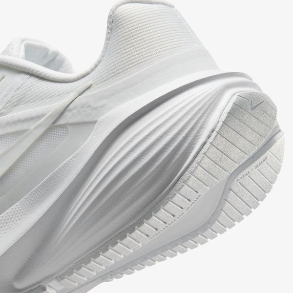 Кросівки жіночі Nike W Downshifter 14 (IB1899-102), 37.5, OFC, 20% - 30%, 1-2 дні