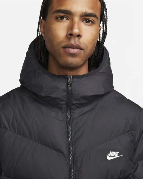 Куртка мужская Nike Sportswear Storm-Fit Windrunner (DR9609-010), M, WHS, 30% - 40%, 1-2 дня