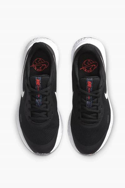 Кросівки жіночі Nike Revolution 5 Se Gs 'Black White' (CZ6519-005), 39, WHS