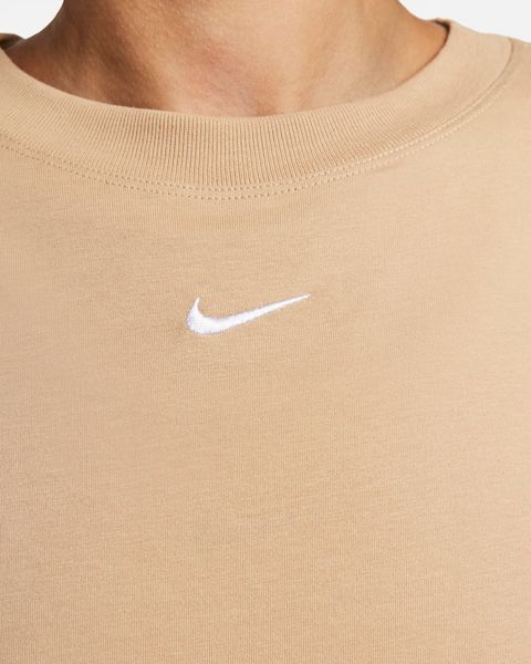 Футболка жіноча Nike Sportswear Essentials Women's T-Shirt (DN5697-200), L, WHS, 30% - 40%, 1-2 дні