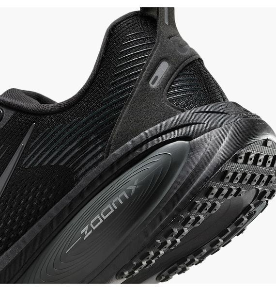 Кросівки чоловічі Nike Vomero 18 Black (HM6803-005), 41, WHS, 1-2 дні