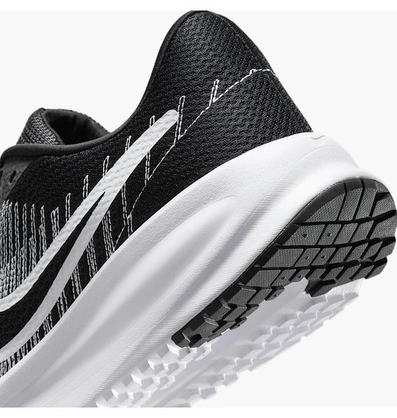 Кроссовки мужские Nike Run Defy Black (HM9594-004), 41, OFC, 30% - 40%, 1-2 дня