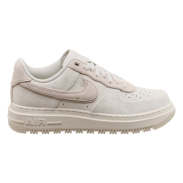 Кросівки унісекс Nike Air Force 1 Luxe (DD9605-100), 41, OFC, 20% - 30%, 1-2 дні